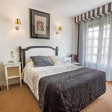Le Quercy Otel 3*