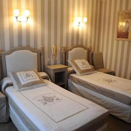 מלון Le Quercy 3*