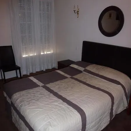 Le Quercy 3* سويلاك